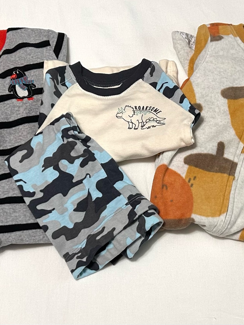 12 month Carter's 3 pieces! Blue Dinosaur Camo, Fleece Penguin and Acorn Sleeper